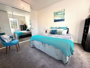 2 bedrooms, desk, iron/ironing board, travel cot