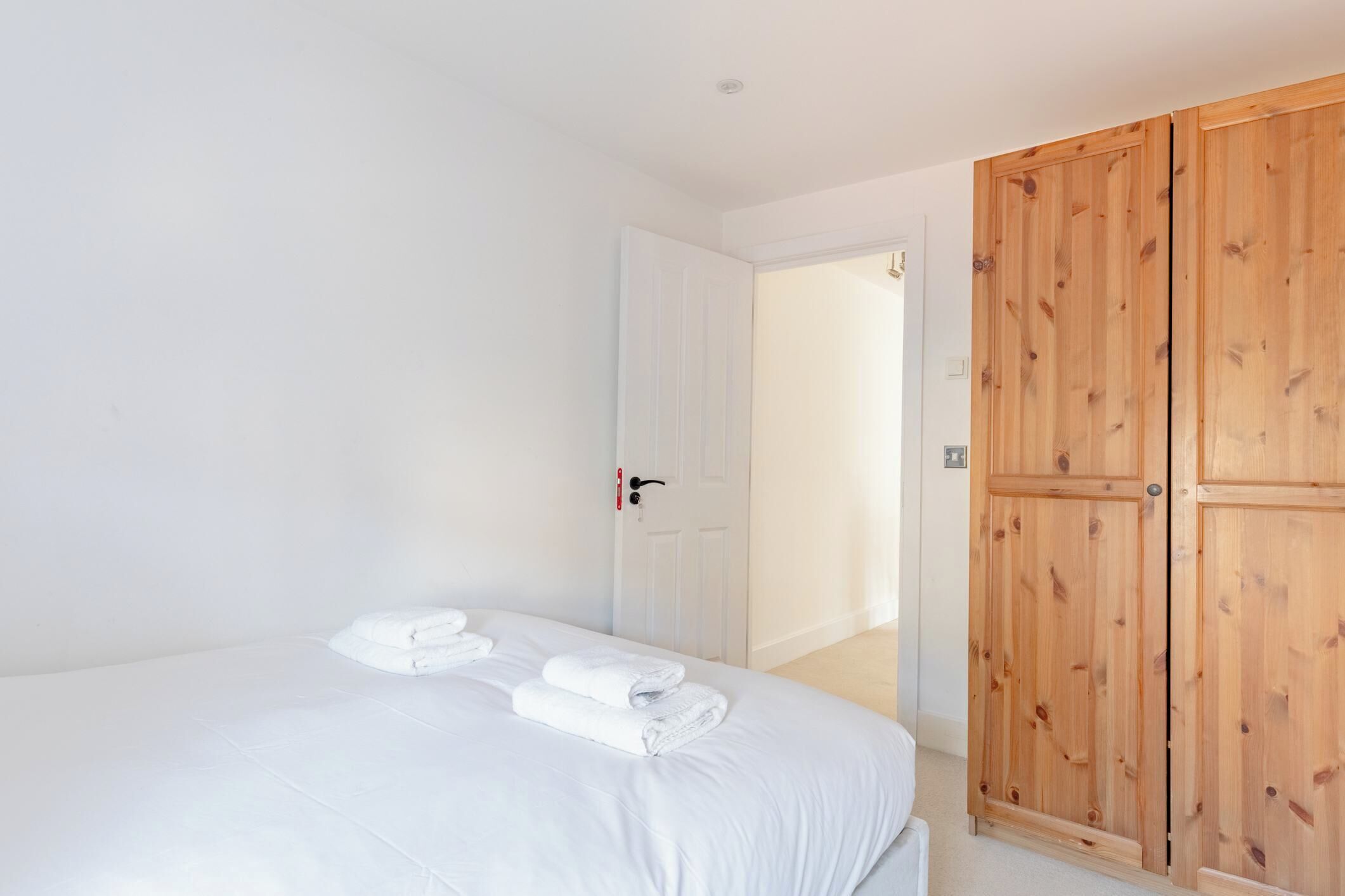 4 sovrum, strykjärn/strykbräda, internet och sängkläder