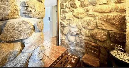 Abantos-the house in Galapagar. Apartment with direct access to the pool and lawn