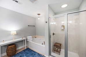 Bathroom - Sunset Sanctuary Full House - 5 bedrooms, Creek Front (Pawleys Island)