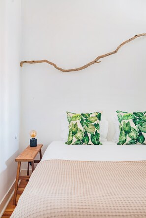 City Apartment, 1 Bedroom, Non Smoking, Balcony | 1 bedroom, iron/ironing board, free WiFi, bed sheets - Bright Loft at Lisbon Downtown (Lisbon)