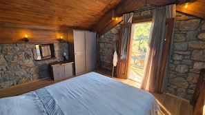 2 chambres, fer et planche Ă repasser, Wi-Fi, draps fournis