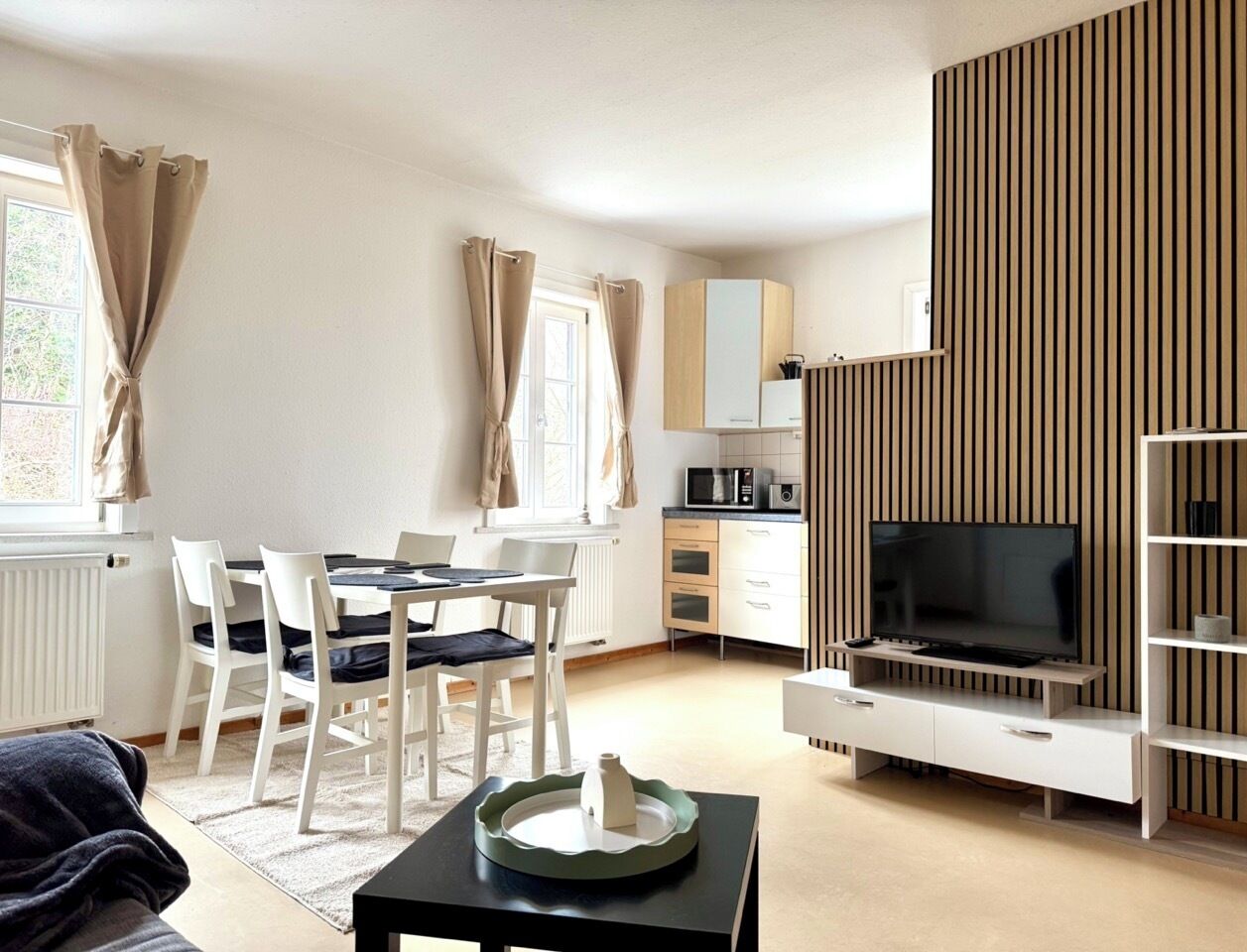 Älytelevisio, videopelejä, tulostin