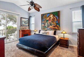 4 bedrooms, travel crib, WiFi, bed sheets