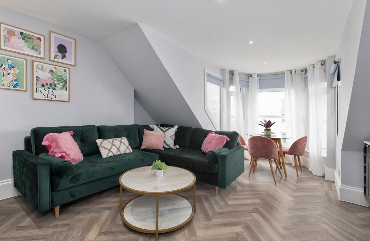 1 Bed Flat - Living Area