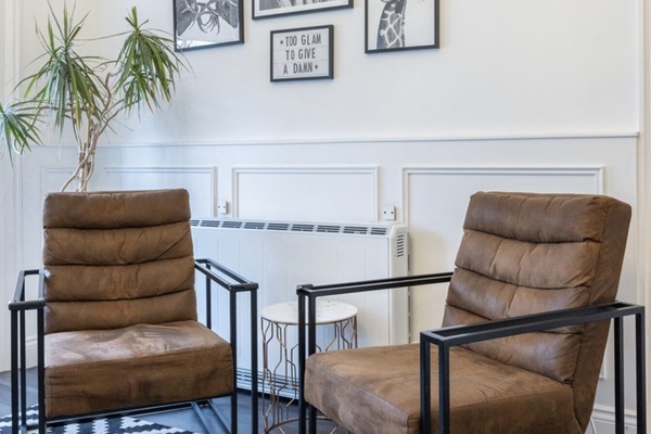 Aquila 2 Bed Flat: Seating Area