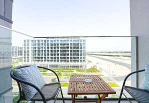 Studio, Pool Access | Balcony - Easygo - Cozy STU Azzi Riviera 9 10 (Dubai)