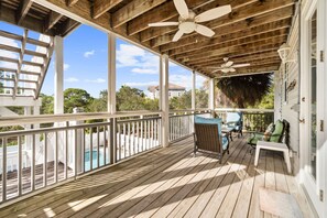 Terrace/patio - Bikinis and Martinis - St. George Island (St. George Island)