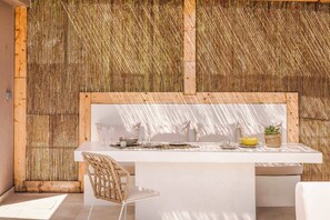 Outdoor dining - Villa Zola - One Bedroom Villa, Sleeps 2 (Antipata)