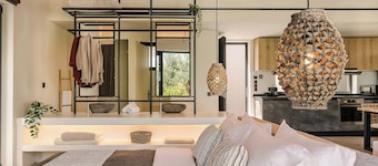 Villa Zola - One Bedroom Villa, Sleeps 2