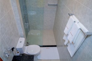 Shower, soap, shampoo, toilet paper