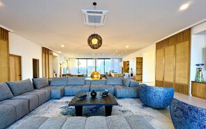 TV, stereo - All Inclusive Beachfront Estate Perla Special (East Cape)