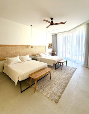 5 bedrooms, desk, iron/ironing board, travel cot
