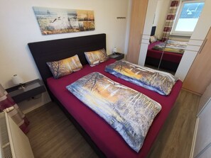 Hus | 2 soverom, individuelt innredet, strykejern/-brett og sengetøy