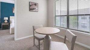 Dining - Landing | Amazing 2BD, Gym, Pool (Houston)