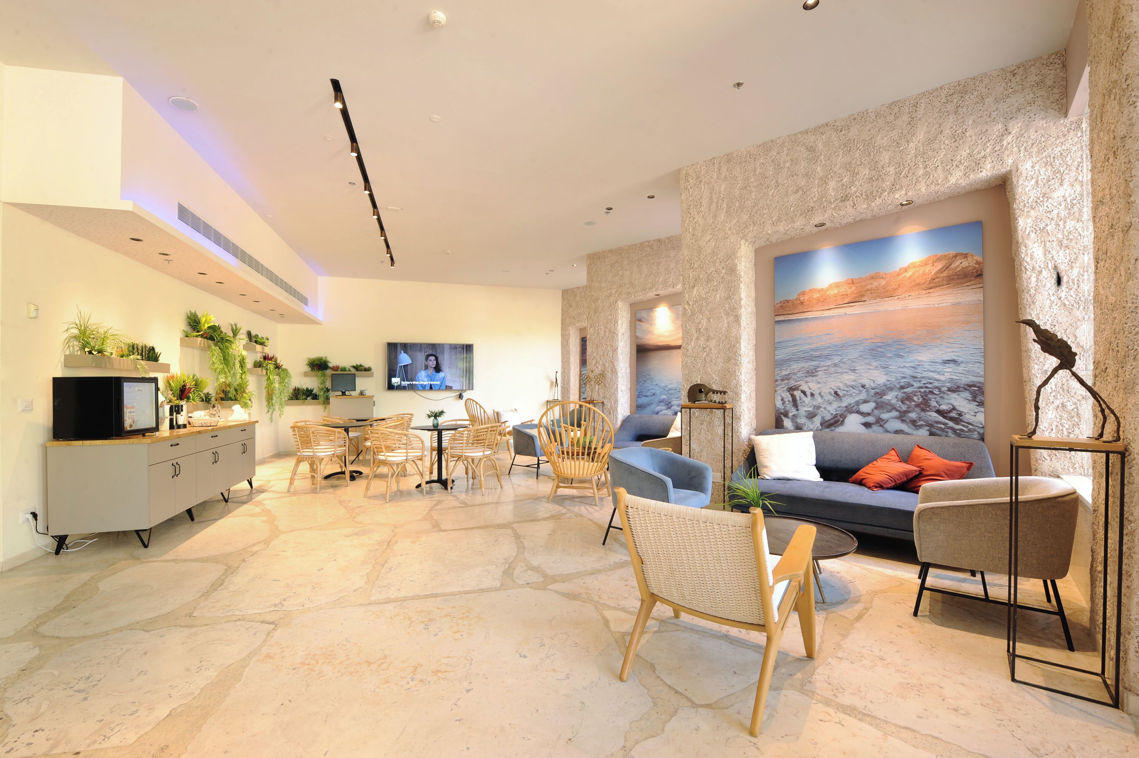 Coin salon dans le hall