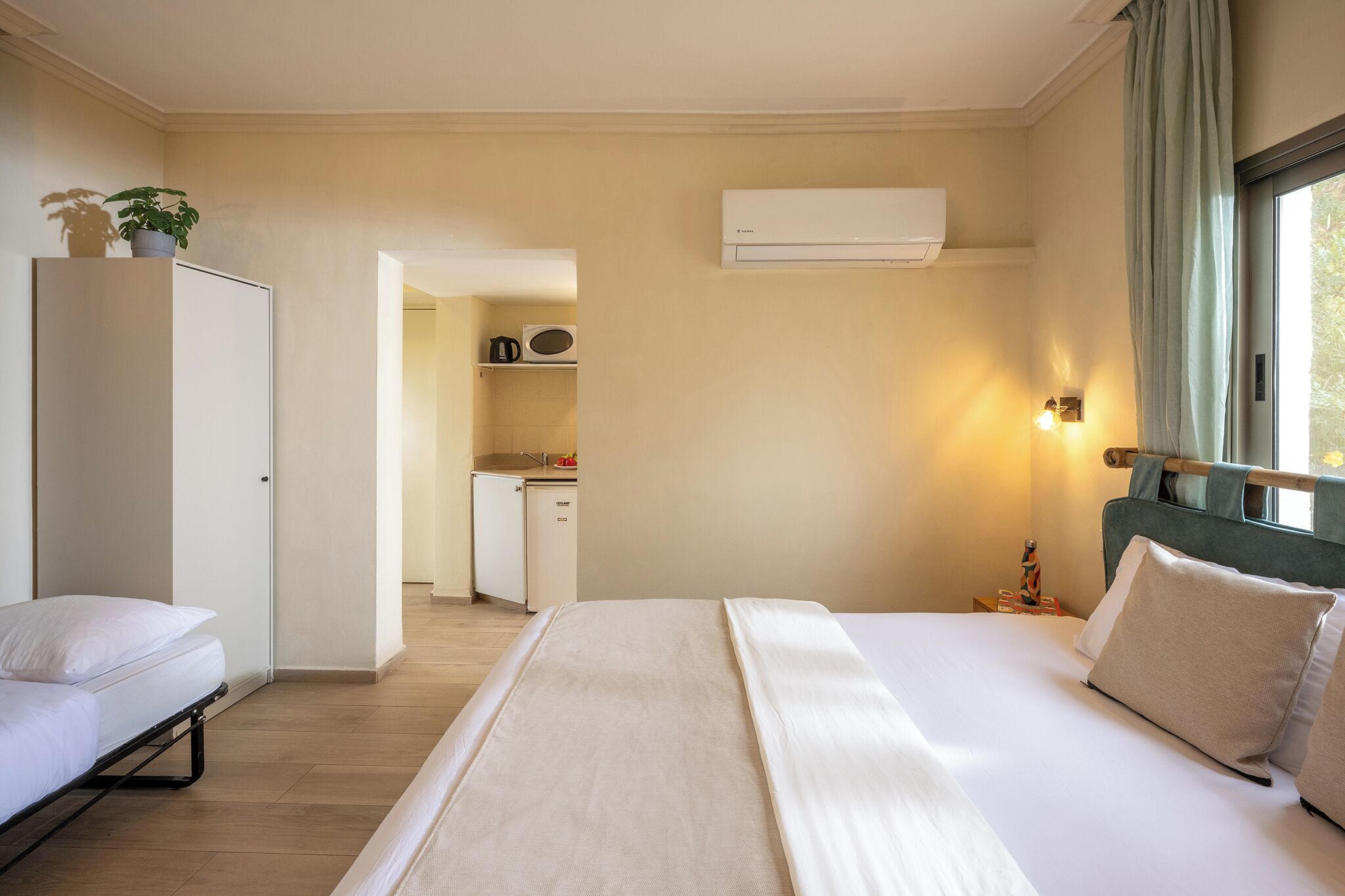 Basic-Doppel- oder -Zweibettzimmer