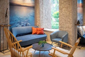 Lobby sitting area - Kalya Kibbutz Hotel (Kalya)