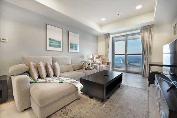 Apartment, 2 Bedrooms, Sauna, Sea Facing | Living room - Easygo-skyhigh 2BR Dubai Marina-sea View (Dubai)