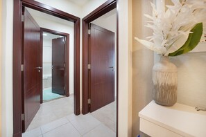 Property entrance - Easygo-skyhigh 2BR Dubai Marina-sea View (Dubai)