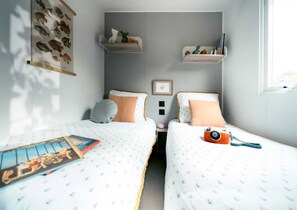 2 bedrooms, WiFi - ZEcamping parc aquatique pet friendly club enfant (Saint-Jean-de-Monts)