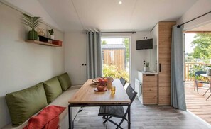 Televisie en een tafeltennistafel