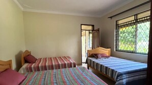 บ้านพัก, 2 ห้องนอน, สูบบุหรี่ได้, ระเบียง | 2 ห้องนอน