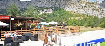 Chalet 2 étoiles - Piscine - ccbaeib