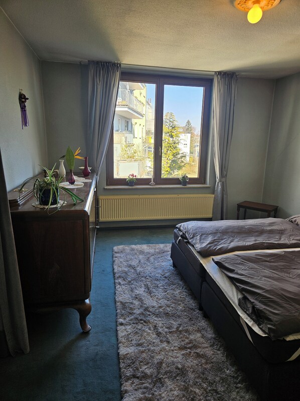 2 chambres, bureau, fer et planche à repasser, Wi-Fi