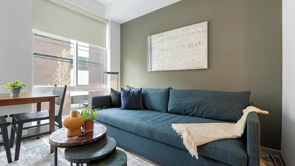 Smart TV - Landing | Incredible 1BD, Gym (Philadelphia)