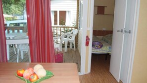 2 camere, Wi-Fi (a pagamento)