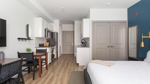 1 bedroom, desk, iron/ironing board, WiFi