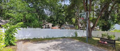 Sport court