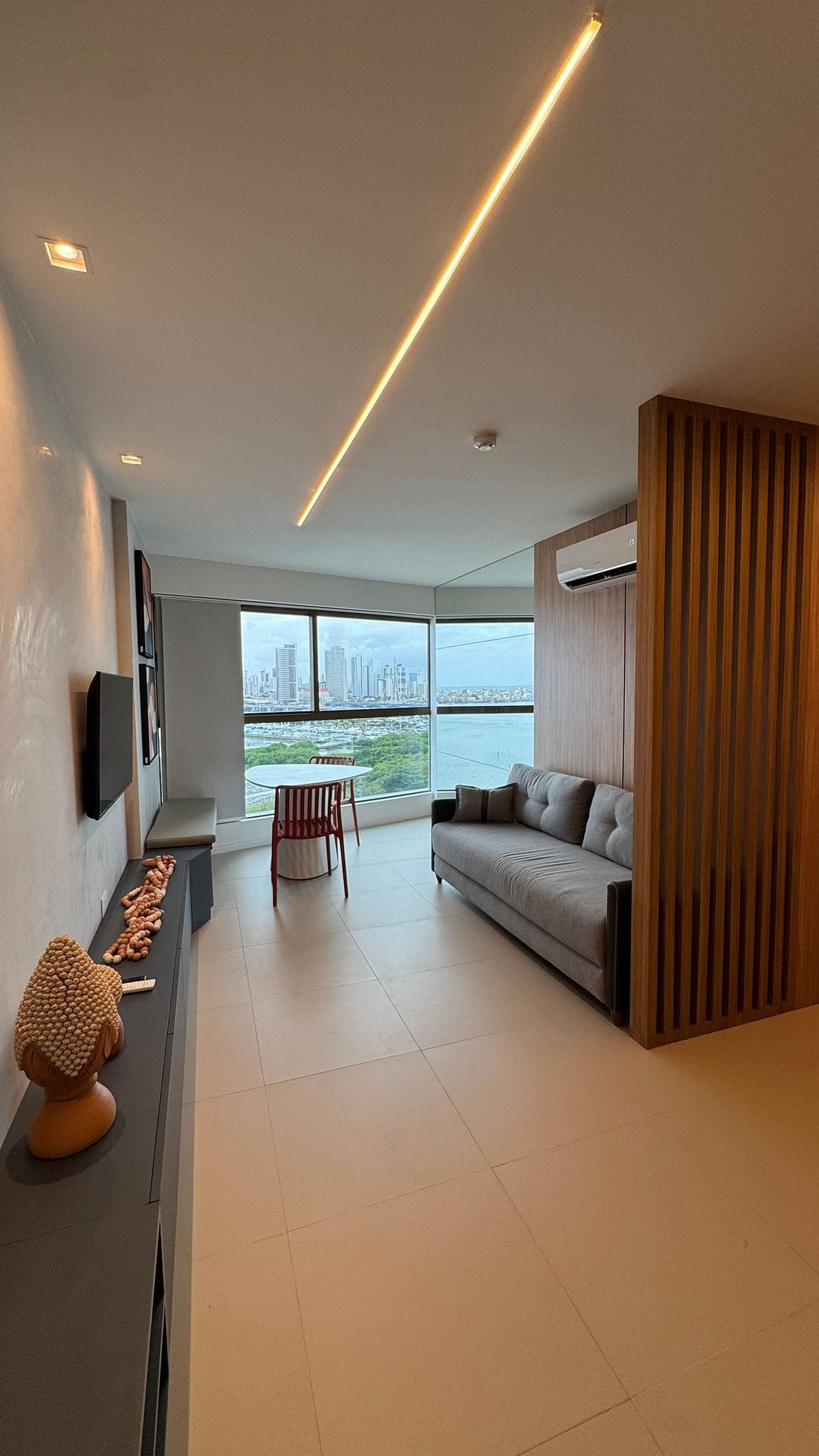 Basic Apartment | Living area | Flat-screen TV