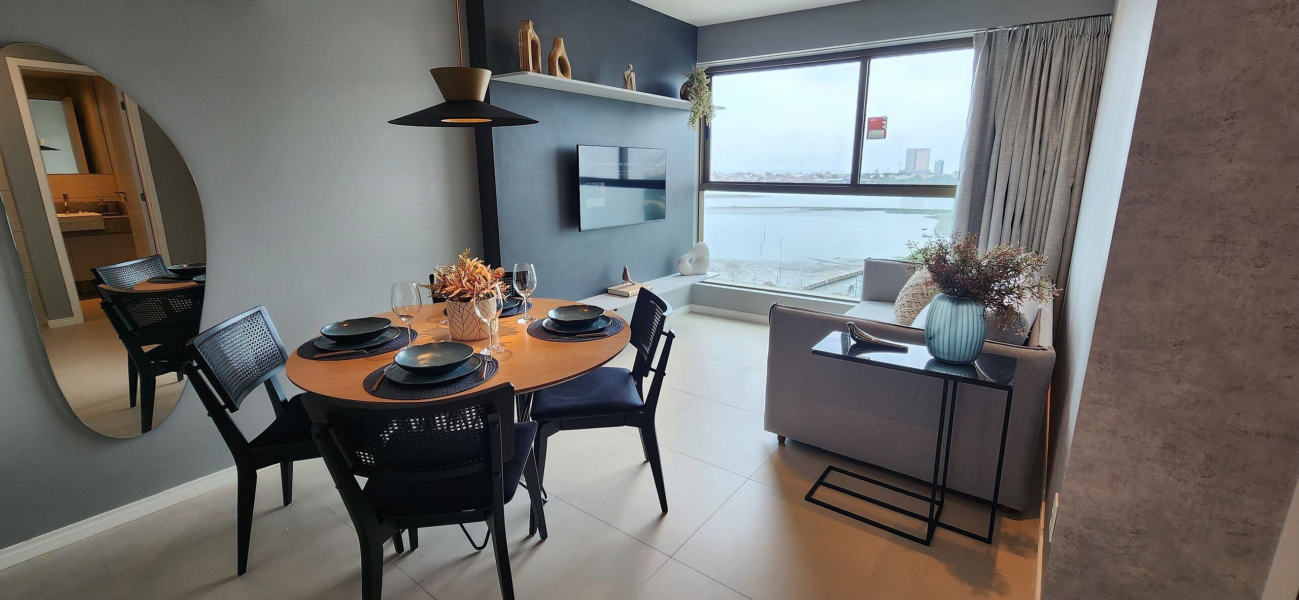 Deluxe Apartment | Dining