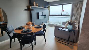 Apartamento luxo | Opções para refeição