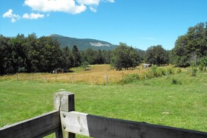 Chalet Le Canada, en pleine nature | 1 quarto, escrivaninha