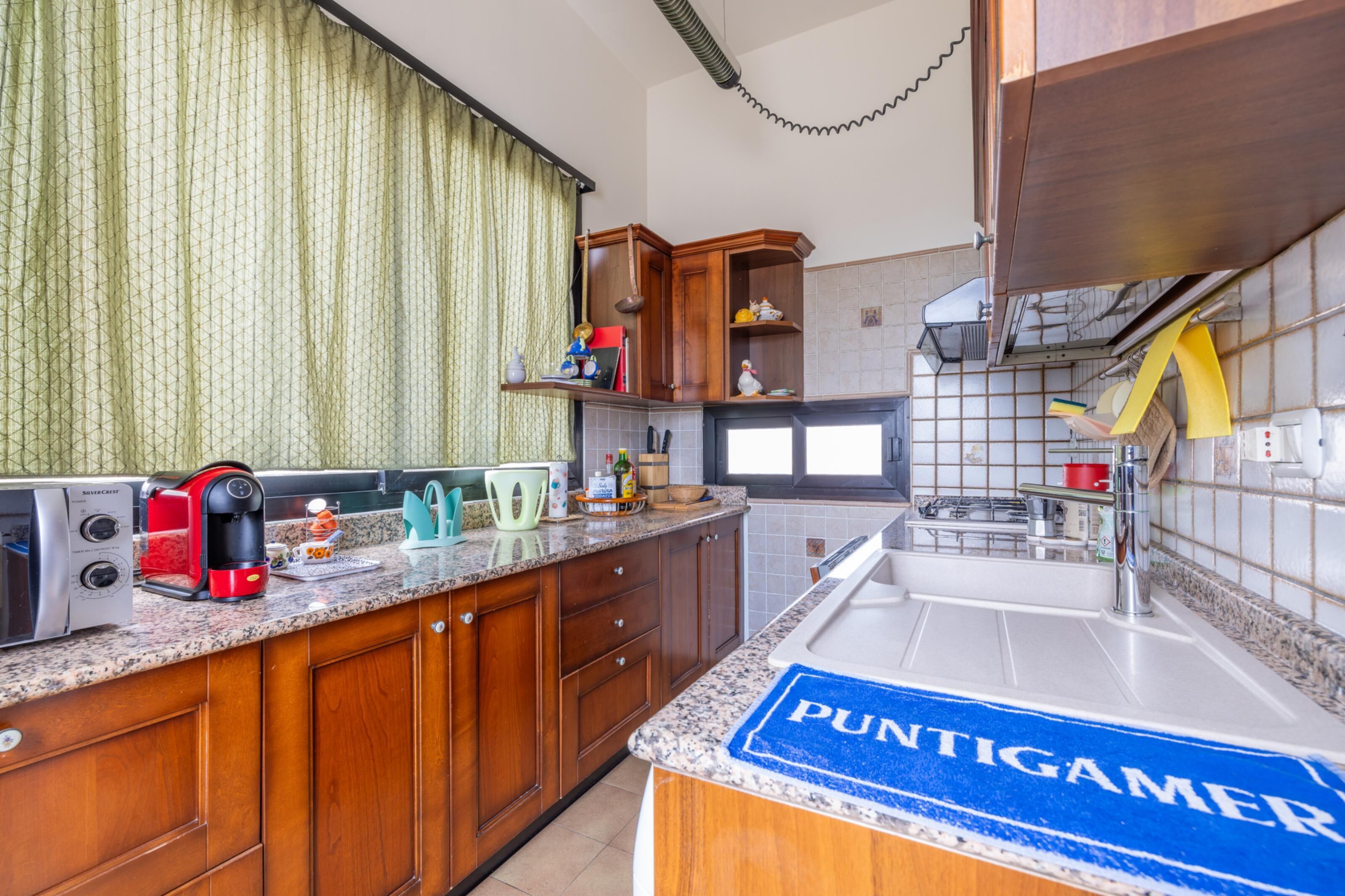 Mikrowelle, Ofen, Herdplatte, Geschirrspüler