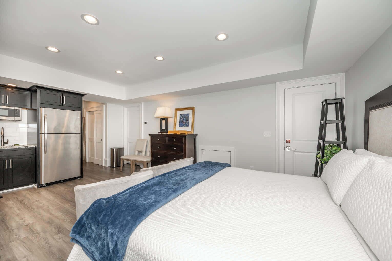 Ferros/tábuas de passar roupa, Wi-Fi, roupa de cama