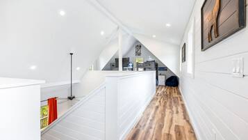 Studio | 5 bedrooms