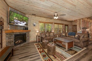 4 bedrooms - Rustic Dreamscapes in Gatlinburg (Gatlinburg)