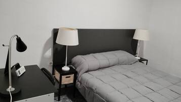 4 chambres, fer et planche à repasser, Wi-Fi, draps fournis