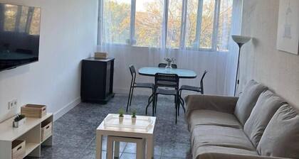 Kansas City 68 - Seville Apartment