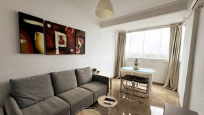 Unclassified image, 3 of 20, button - K.C 727 - Apartment near the train station great location (Seville)