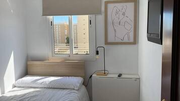 3 dormitorios, tabla de planchar con plancha, wifi y ropa de cama