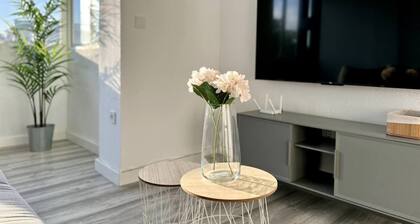 K.C 721 - Apartment near the train station