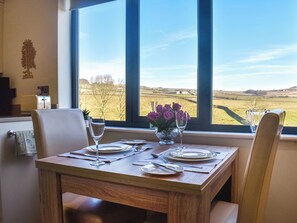 Dining - The Wolfs Den - UK49083 (Laneshawbridge, near Colne)