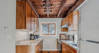 Historic Charm, Located On the River - Rustic Chic