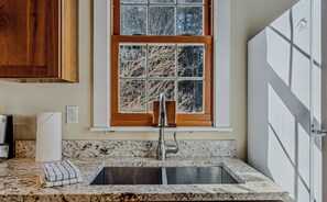Interior - Historic Charm, Located On the River - Rustic Chic (Woodstock)