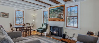 Historic Charm, Located On the River - Rustic Chic